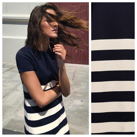 NWT. Zara Navy/Blue Striped Knit Short Dress. Size S. - Picture 2 of 9